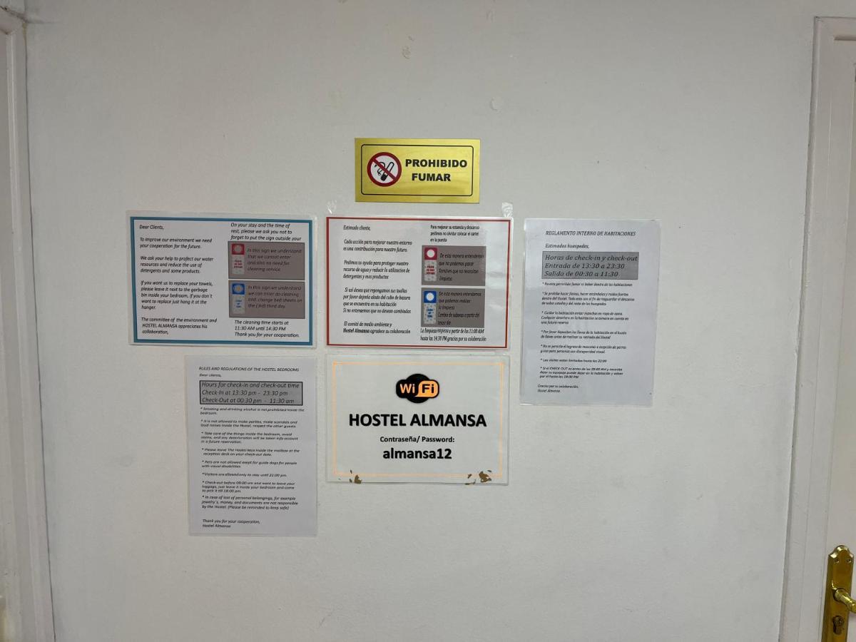فندق Casa De Huespedes Almansa مدريد المظهر الخارجي الصورة