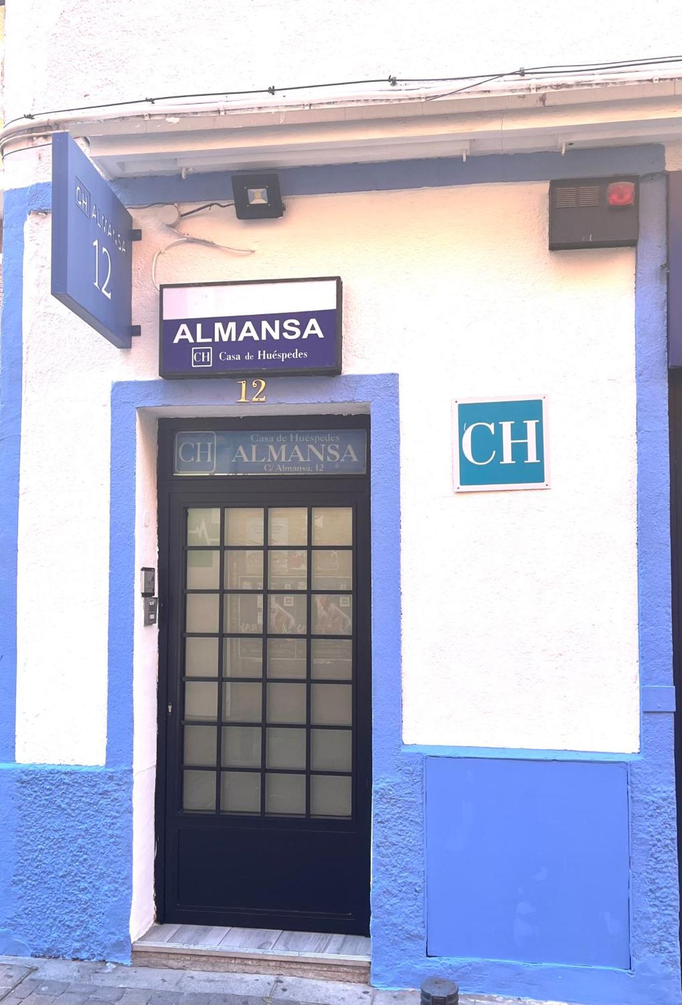 فندق Casa De Huespedes Almansa مدريد المظهر الخارجي الصورة