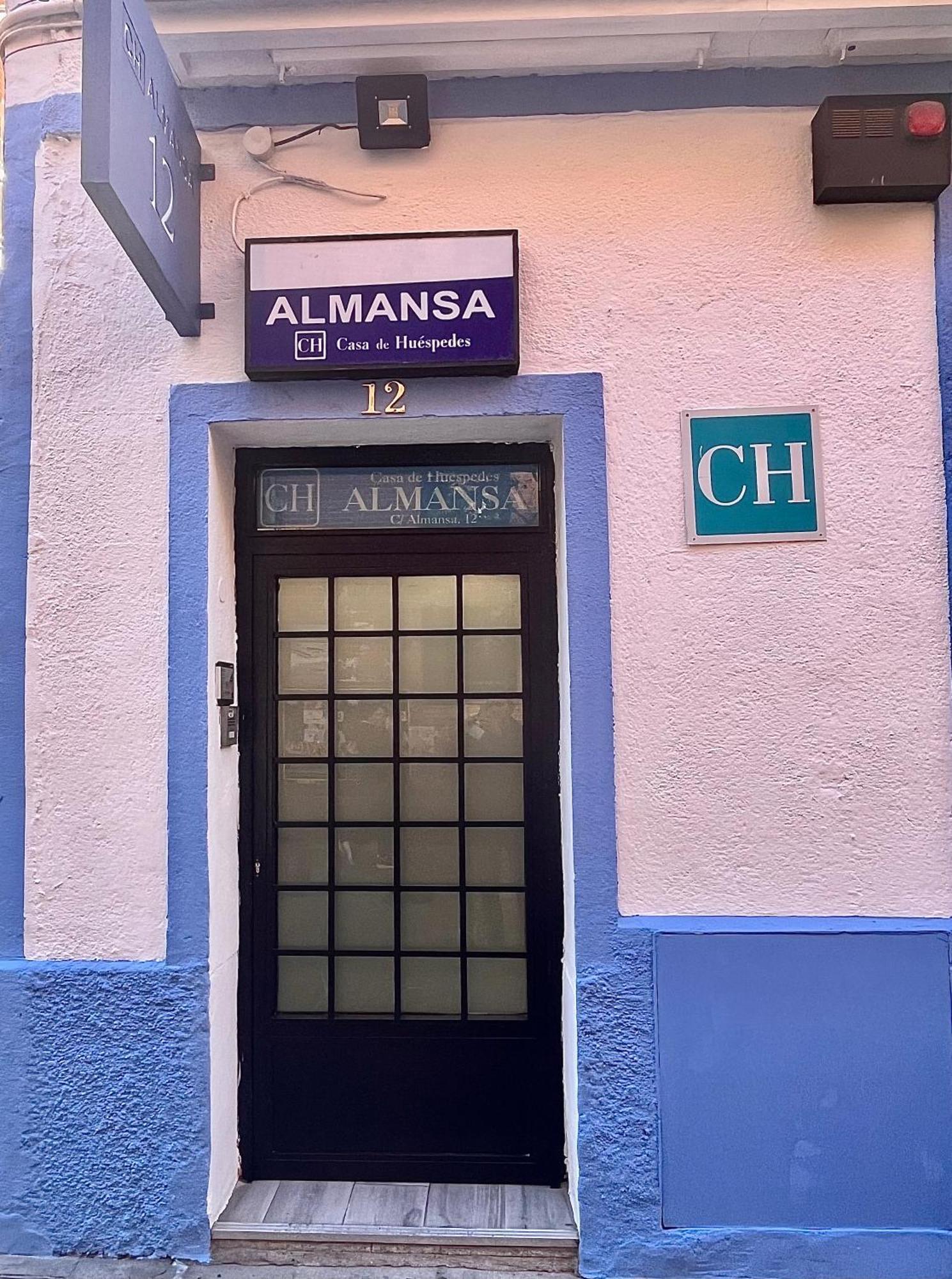 فندق Casa De Huespedes Almansa مدريد المظهر الخارجي الصورة
