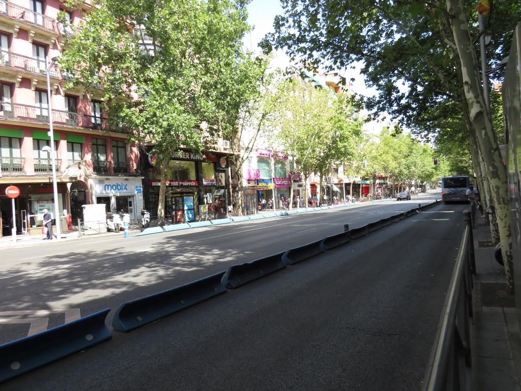 فندق Casa De Huespedes Almansa مدريد المظهر الخارجي الصورة